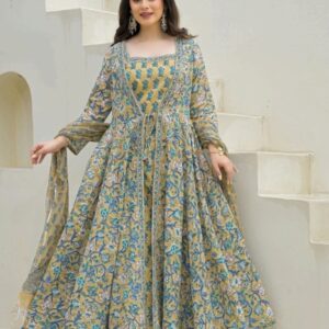 Stylish Designer Cotton Kurti Set